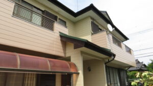 色あせしにくい外壁の色