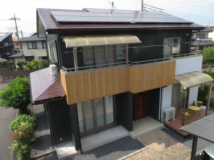 栃木県河内郡上三川町 A様邸 屋根塗装・外壁カバー工事
