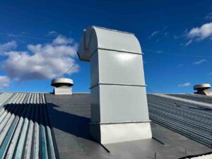 栃木県宇都宮市 P様工場 板金カバー･ダクト塗装工事